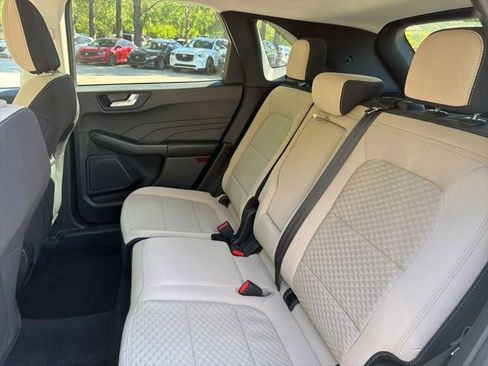 Used 2021 Ford Escape SE w/ Convenience Package FWD image 21