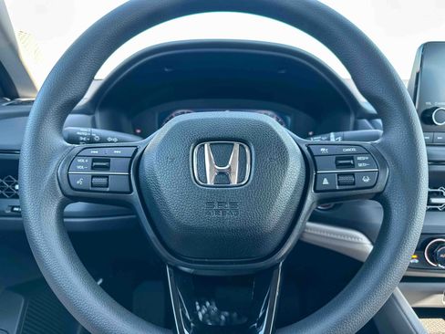 New 2025 Honda Accord SE image 17