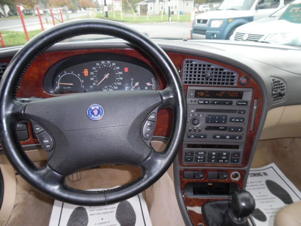 Used 1999 Saab 9-5 2.3T FWD image 17