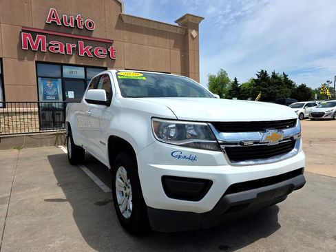 Used 2020 Chevrolet Colorado LT w/ Safety Package image 3