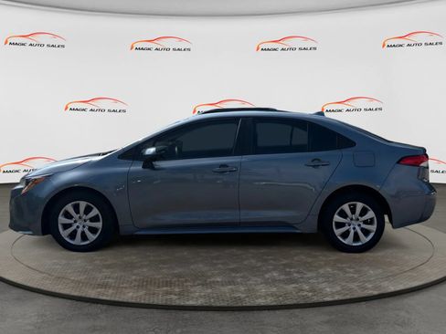 Used 2024 Toyota Corolla LE FWD image 7