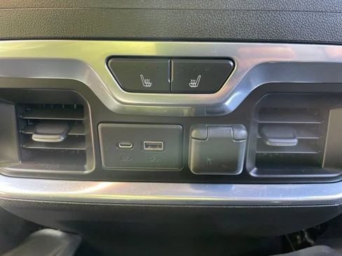 Used 2021 Chevrolet Silverado 2500 LTZ w/ Carhartt Edition AWD/4WD image 26
