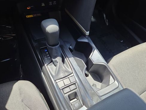 Used 2026 Toyota Camry LE FWD image 30