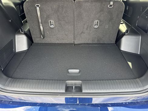 New 2026 Hyundai Ioniq 9 SEL image 35