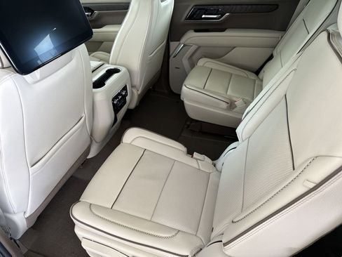 New 2026 GMC Yukon Denali w/ Denali Reserve Package image 31