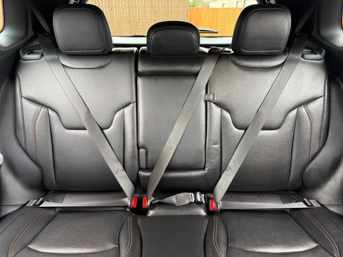 Used 2024 Jeep Compass Latitude image 27