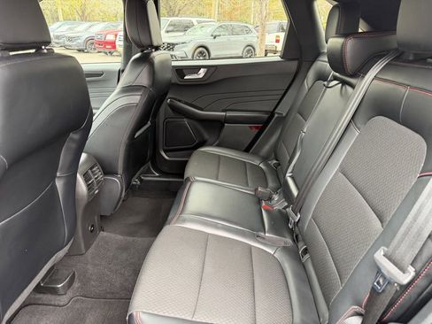 Used 2025 Ford Escape ST-Line image 11