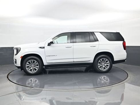 Used 2023 GMC Yukon Denali AWD/4WD image 8