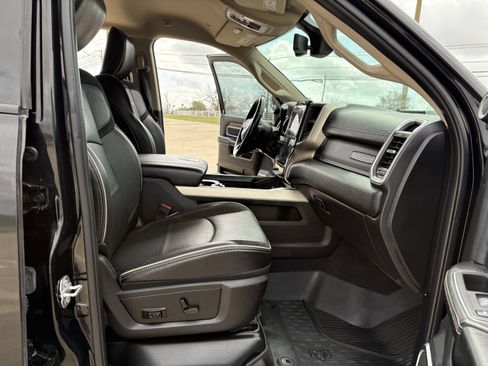 Used 2020 RAM 2500 Laramie image 13