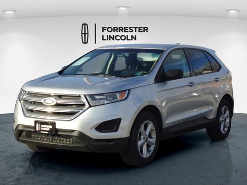 Used 2018 Ford Edge SE image 7