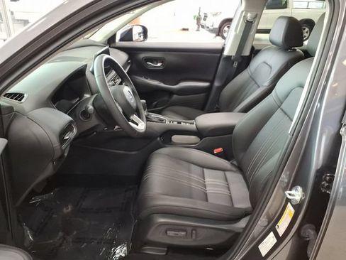Certified 2026 Honda HR-V EX-L image 4