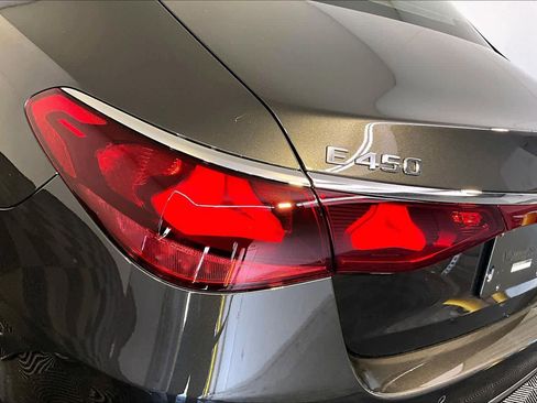 New 2026 Mercedes-Benz E 450 4MATIC Sedan image 5