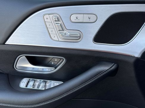 Used 2025 Mercedes-Benz GLE 450e GLE 450e image 11