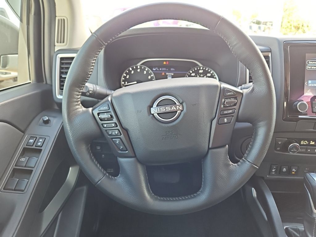 Used 2024 Nissan Frontier SV w/ SV Convenience Package RWD image 28