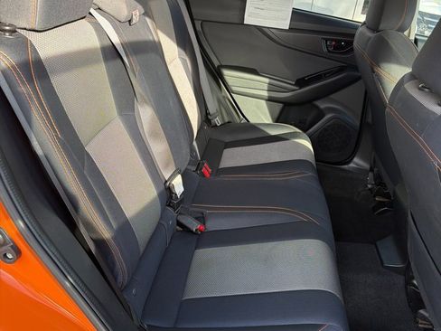 Used 2020 Subaru Crosstrek 2.0i Premium image 11