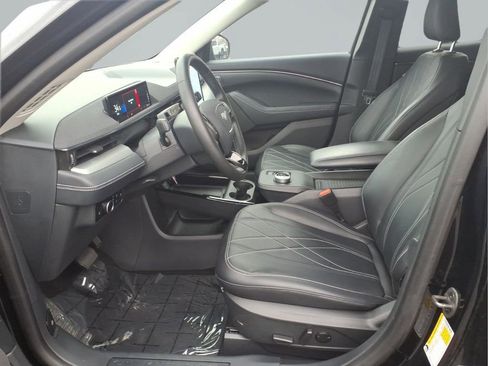 Used 2023 Ford Mustang Mach-E Select image 21