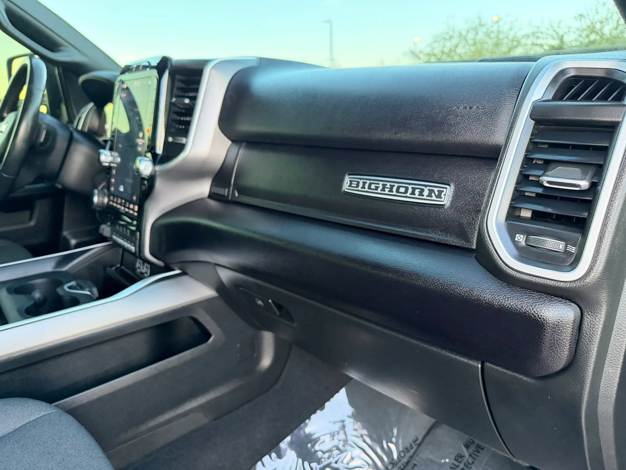 Used 2023 RAM 2500 Big Horn w/ Night Edition AWD/4WD image 36