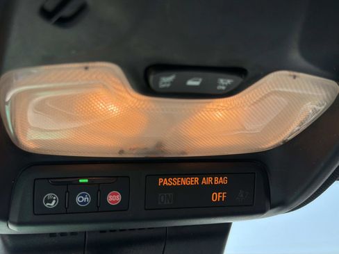 Used 2024 Chevrolet Colorado W/T w/ WT Convenience Package II image 10