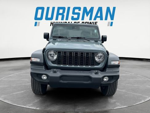 Used 2024 Jeep Wrangler Sport S image 8