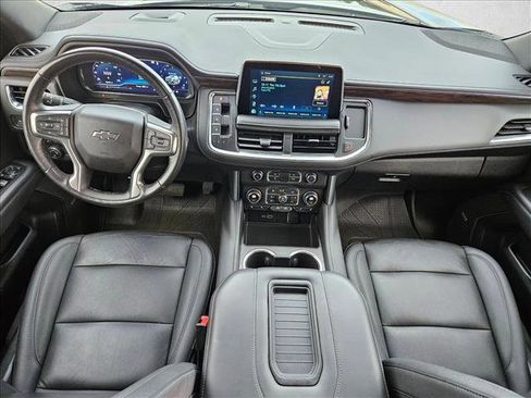 Used 2022 Chevrolet Tahoe Z71 w/ Luxury Package image 20