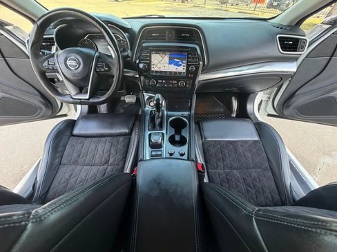 Used 2016 Nissan Maxima SR w/ Interior Lighting Package FWD image 19