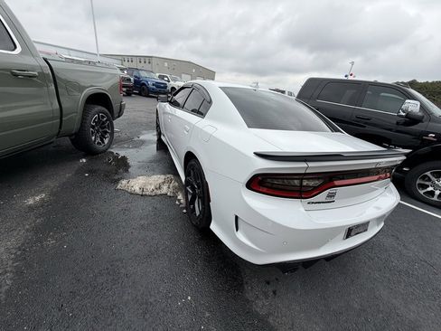 Used 2020 Dodge Charger GT w/ Blacktop Package image 7