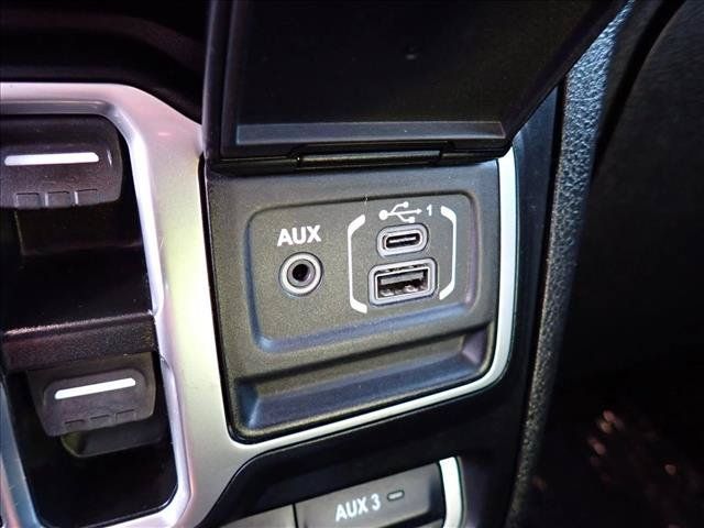 Used 2024 Jeep Wrangler Unlimited Rubicon 4xe AWD/4WD image 18