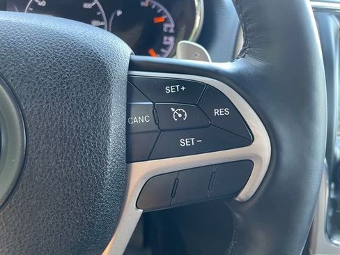 Used 2015 Jeep Grand Cherokee Limited w/ Trailer Tow Group IV AWD/4WD image 10
