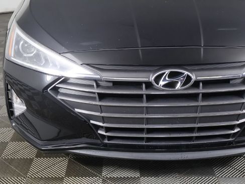 Used 2019 Hyundai Elantra SEL FWD image 10
