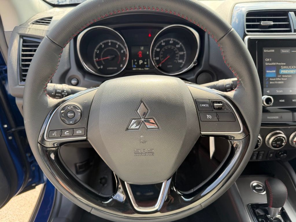 Used 2026 Mitsubishi Outlander Sport SE AWD/4WD image 23