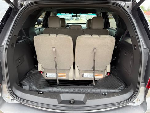 Used 2013 Ford Explorer XLT AWD/4WD image 16