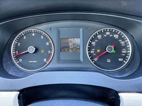 Used 2013 Volkswagen Jetta SE image 22