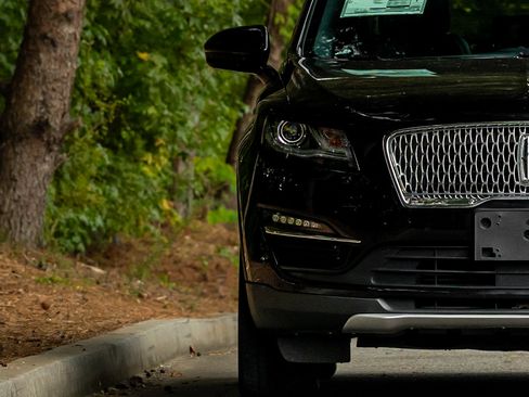 Used 2019 Lincoln MKC Select w/ Select Plus Package image 37