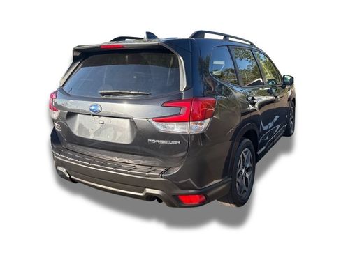 Used 2019 Subaru Forester Premium AWD/4WD image 4