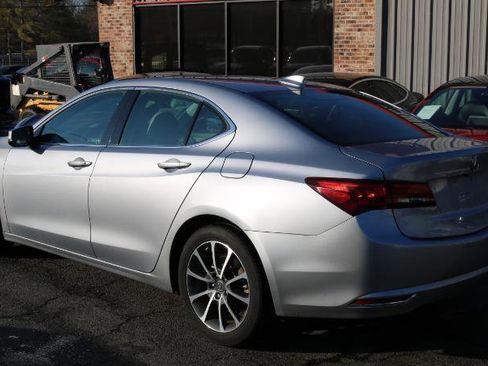 Used 2015 Acura TLX V6 image 4