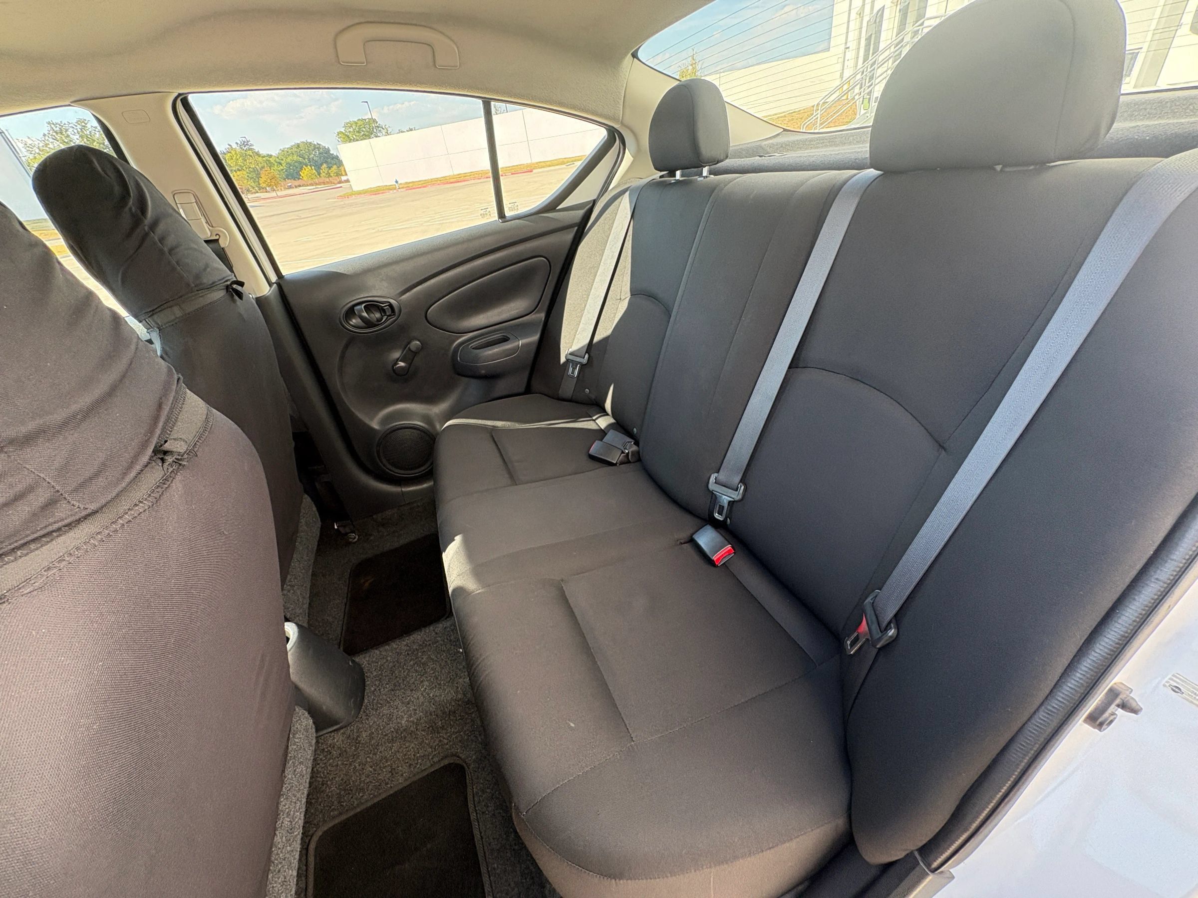 Used 2015 Nissan Versa S Plus FWD image 35