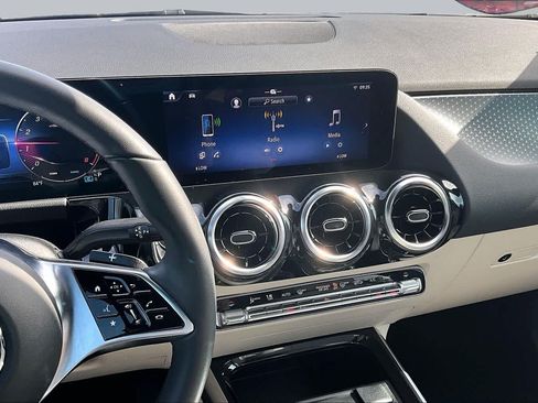 Certified 2026 Mercedes-Benz GLA 250 4MATIC image 7