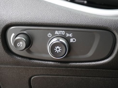 Used 2023 Chevrolet Malibu LS FWD image 20