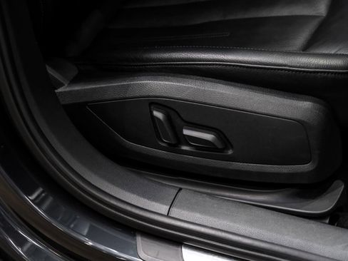 Used 2017 Audi A4 2.0T Premium image 39