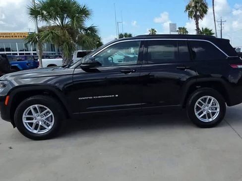 New 2026 Jeep Grand Cherokee Laredo X AWD/4WD image 5