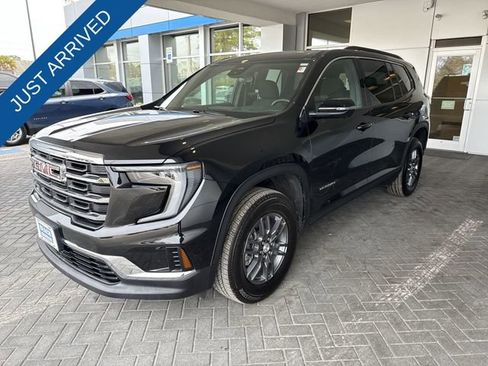 Used 2025 GMC Acadia Elevation image 4