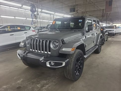 Used 2021 Jeep Wrangler Unlimited Sahara AWD/4WD image 1