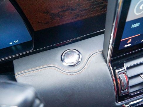 Used 2023 Lincoln Navigator L Black Label AWD/4WD image 28