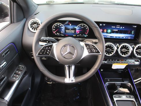 New 2026 Mercedes-Benz GLA 250 image 19