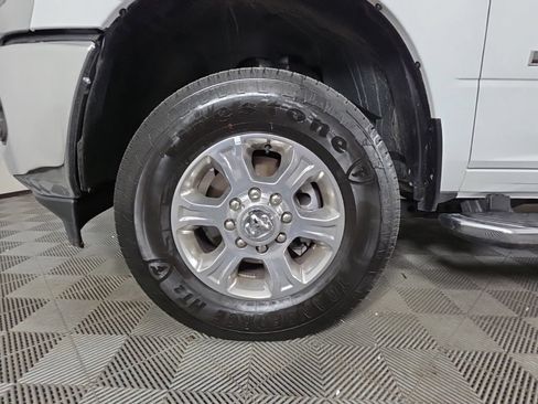 Certified 2026 RAM 2500 Big Horn AWD/4WD image 11