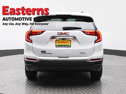 Used 2021 GMC Terrain SLT w/ Infotainment Package II AWD/4WD image 6