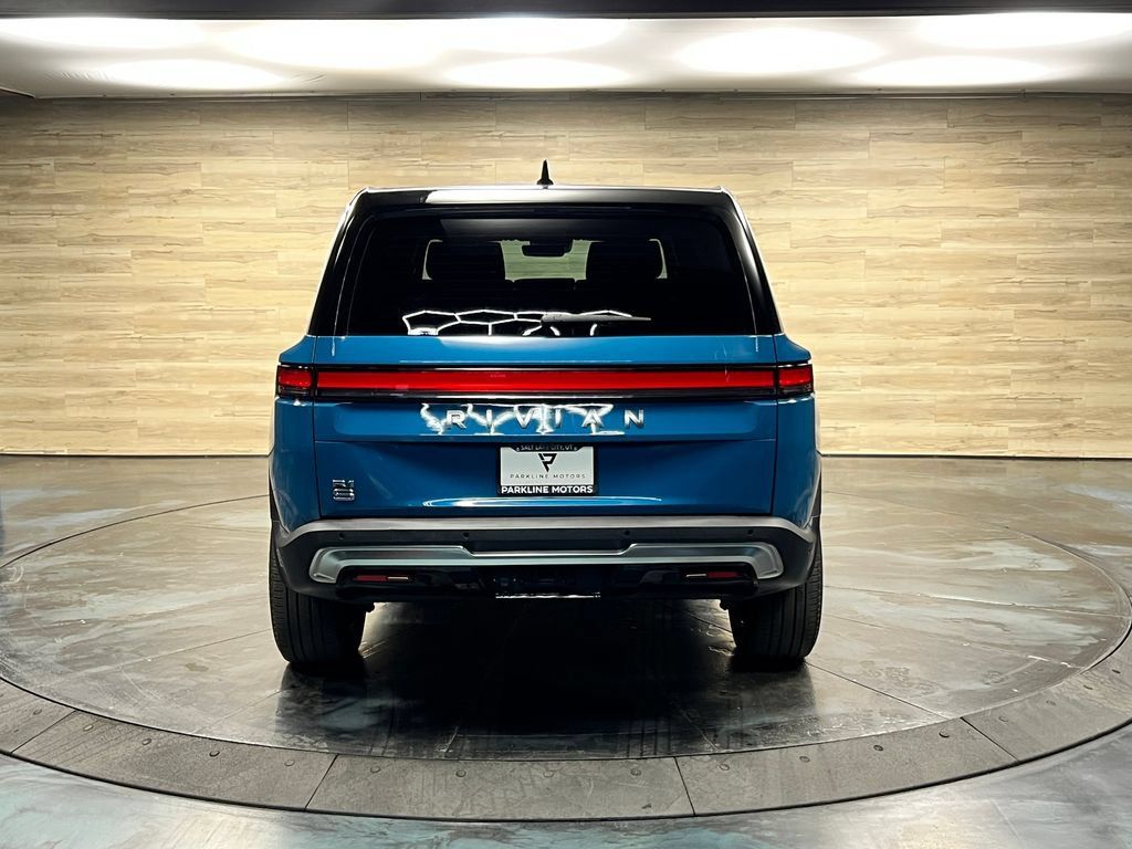 Used 2024 Rivian R1S Adventure Dual AWD/4WD image 18