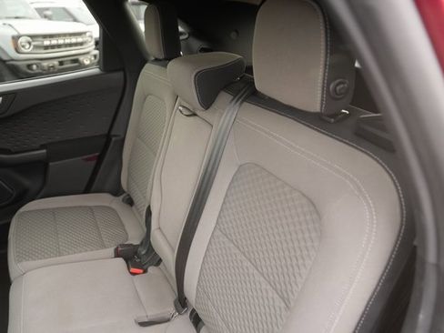 Certified 2020 Ford Escape SE image 13