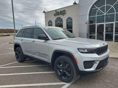 New 2025 Jeep Grand Cherokee 4WD