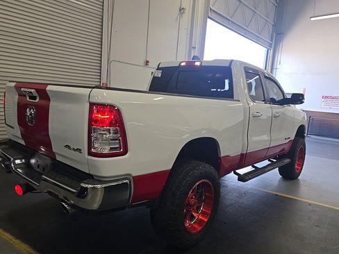 Used 2019 RAM 1500 Big Horn AWD/4WD image 3